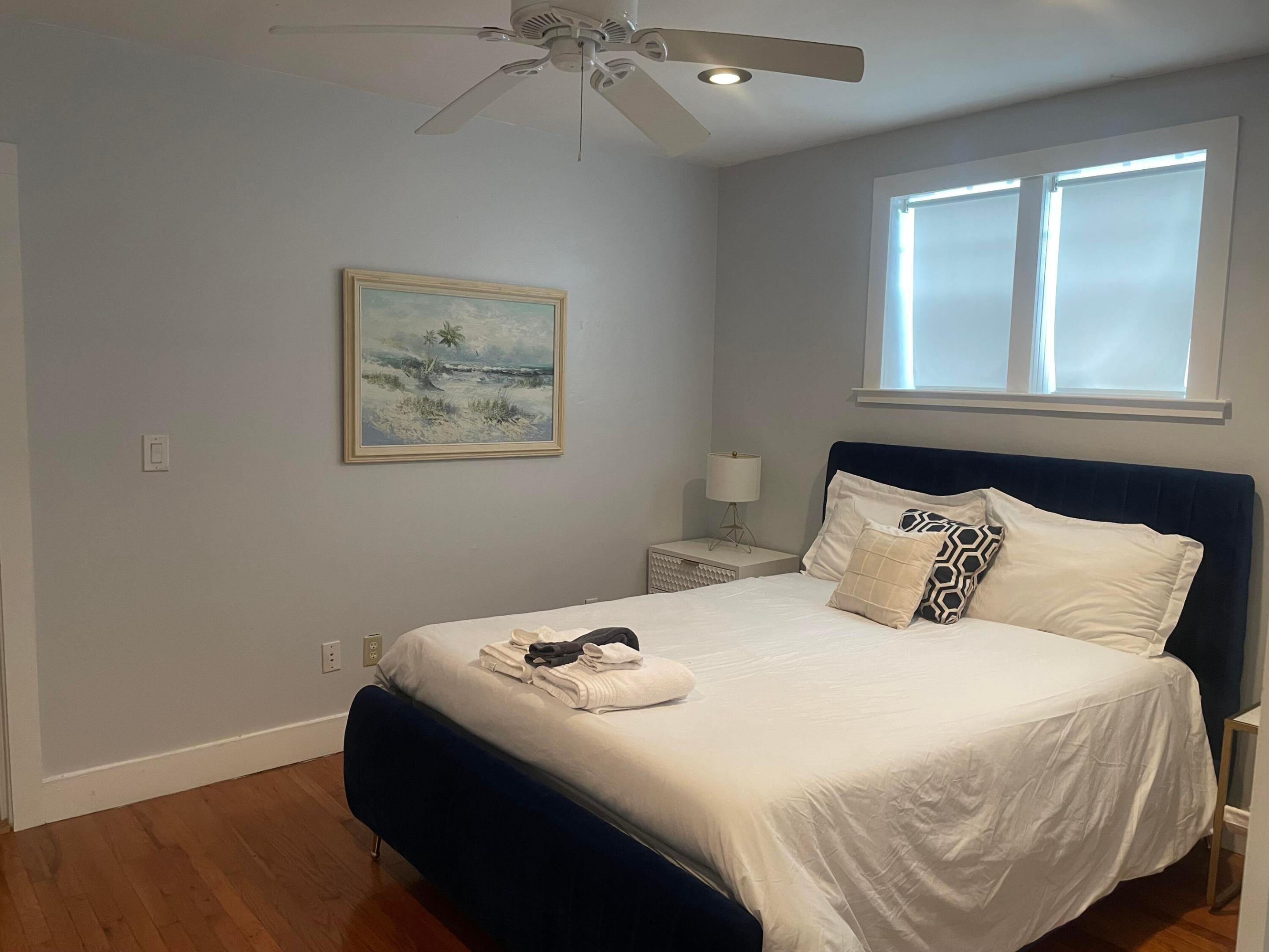 LAKE WORTH TOWN OF - Residential Lease