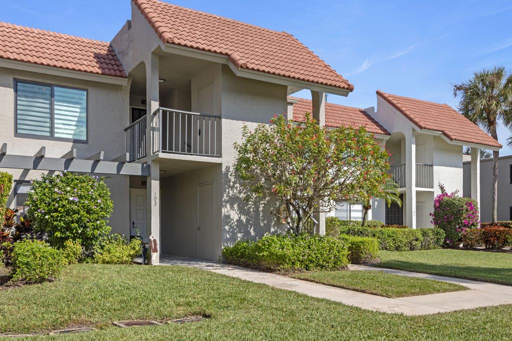 Photo of 5659 Fairway Park Drive #203, Boynton Beach, FL 33437 (MLS # R11146687)