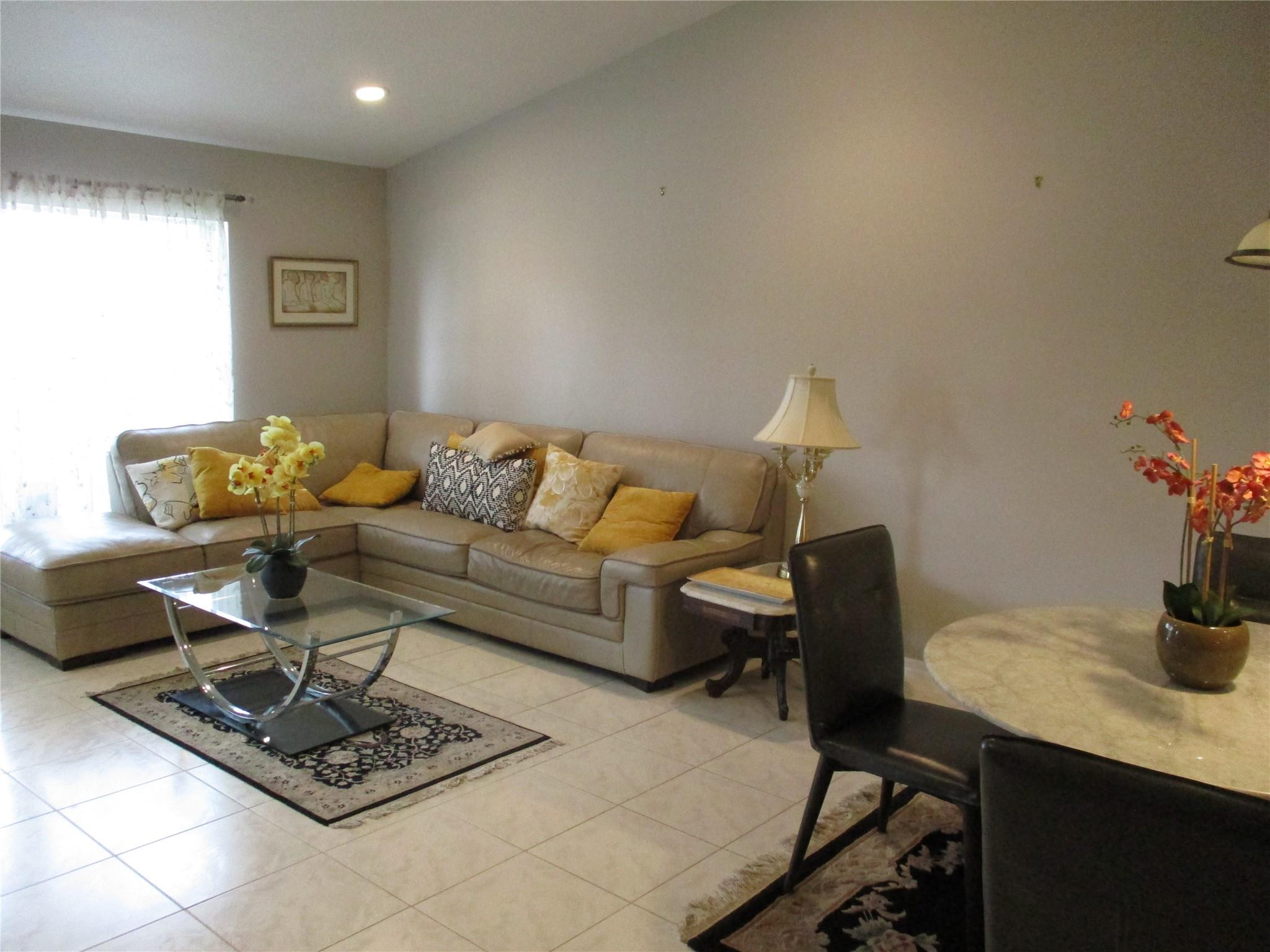 Floral Lakes 1 - Residential