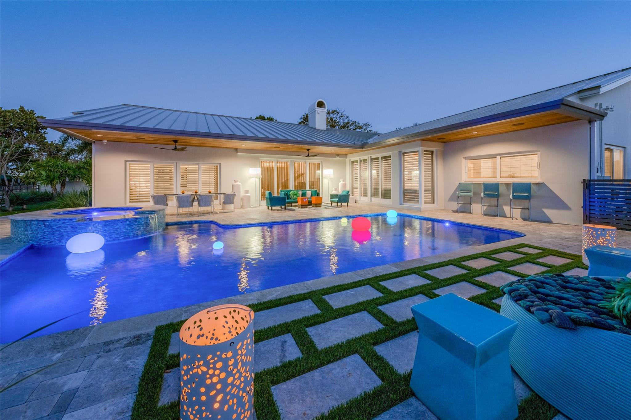 Bay Colony Sec Of The - Residential