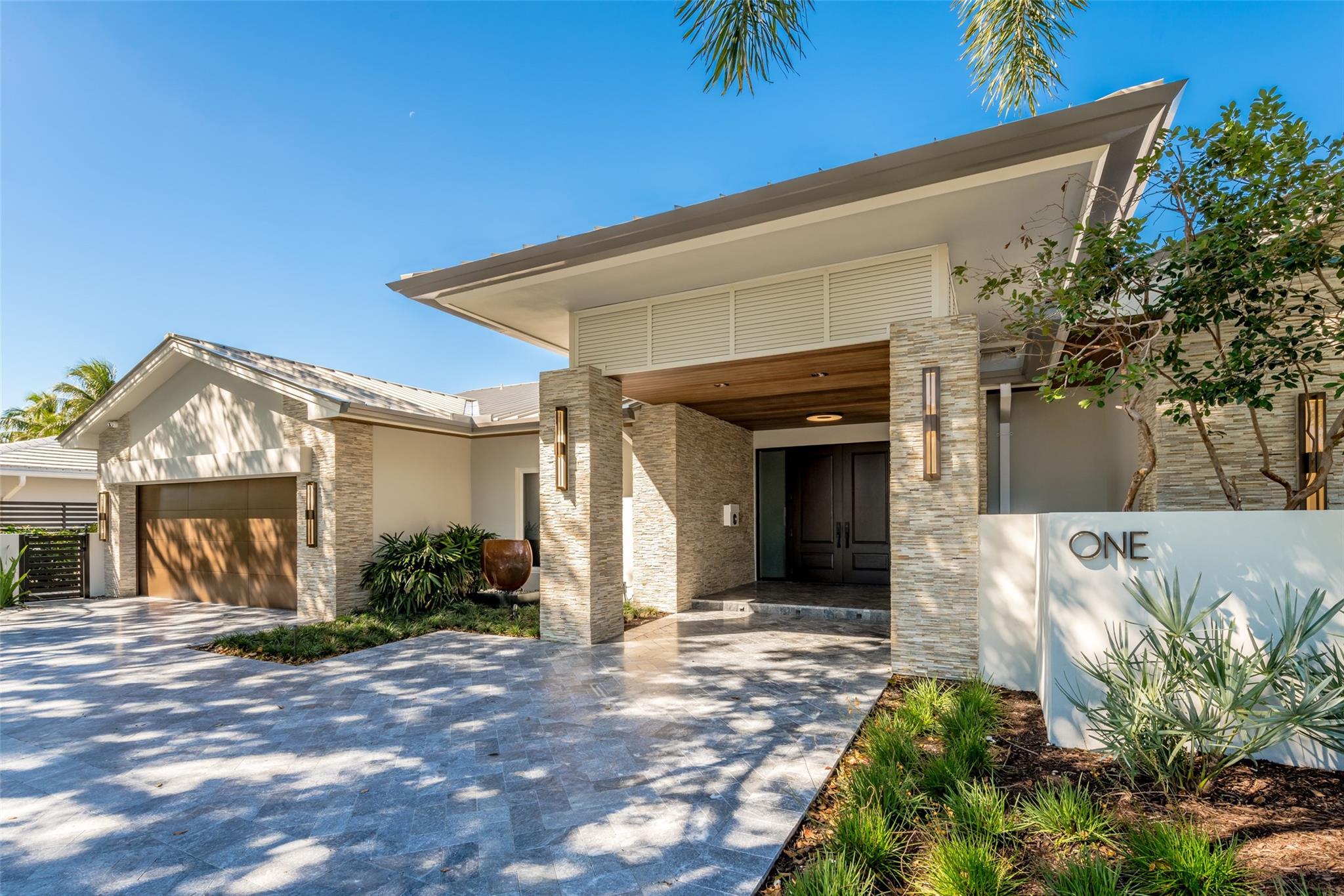 Bay Colony Sec Of The - Residential