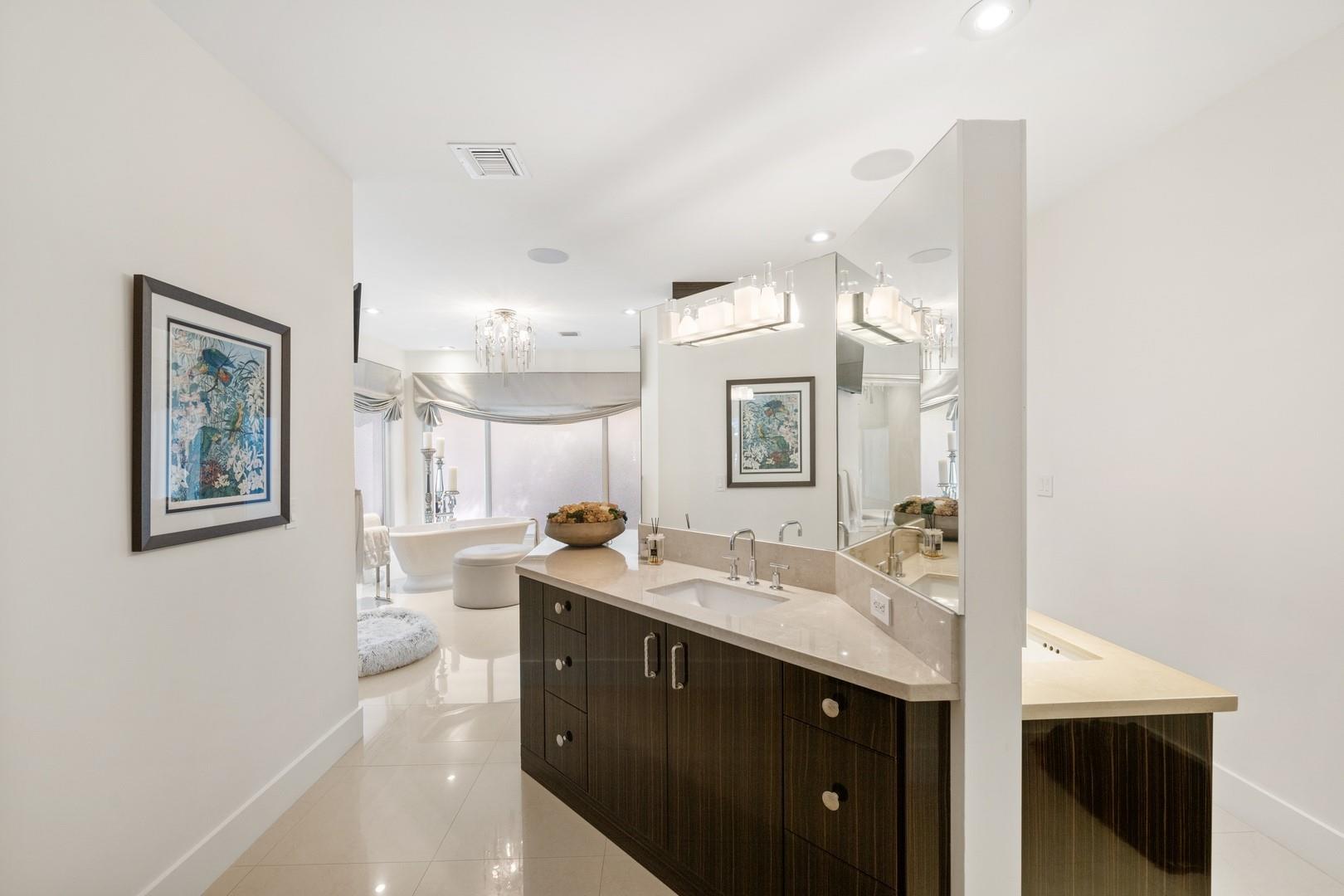 Bay Colony Sec Of The - Residential