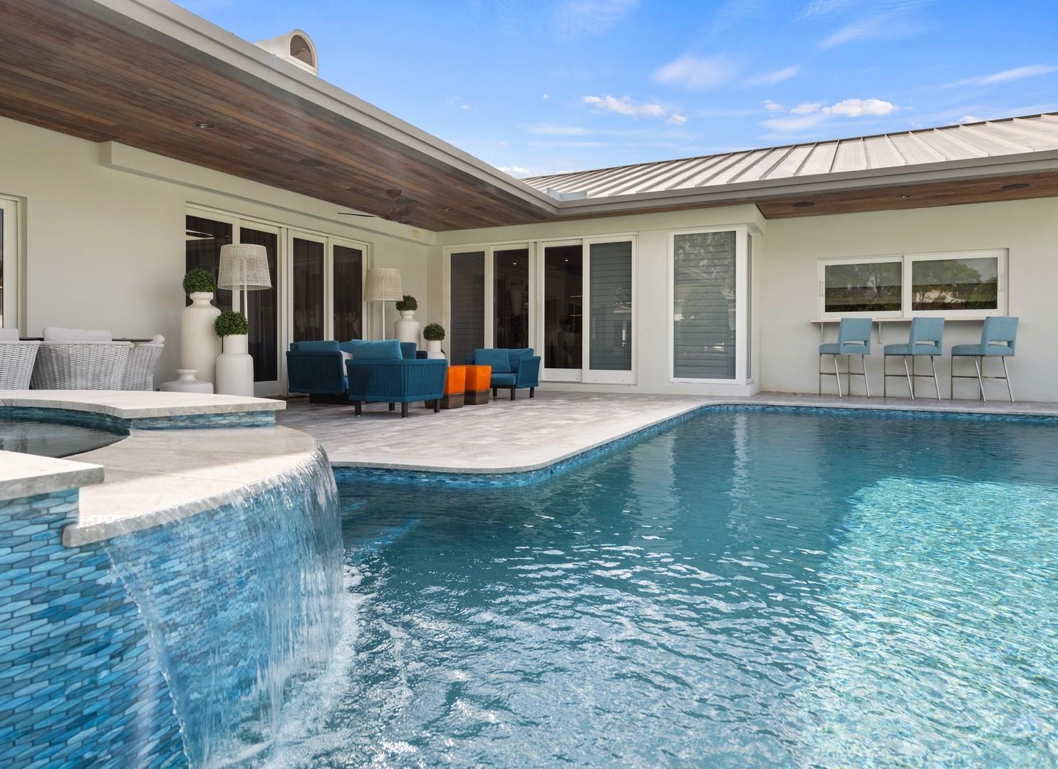 Bay Colony Sec Of The - Residential