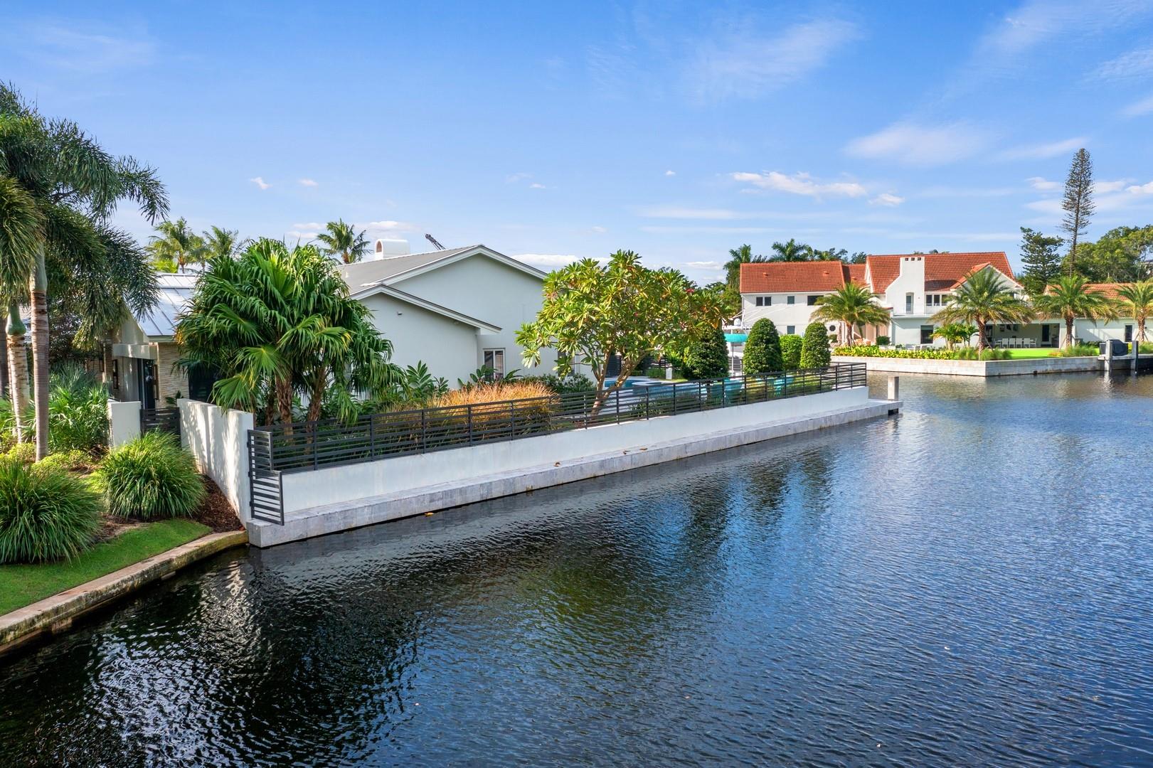 Bay Colony Sec Of The - Residential