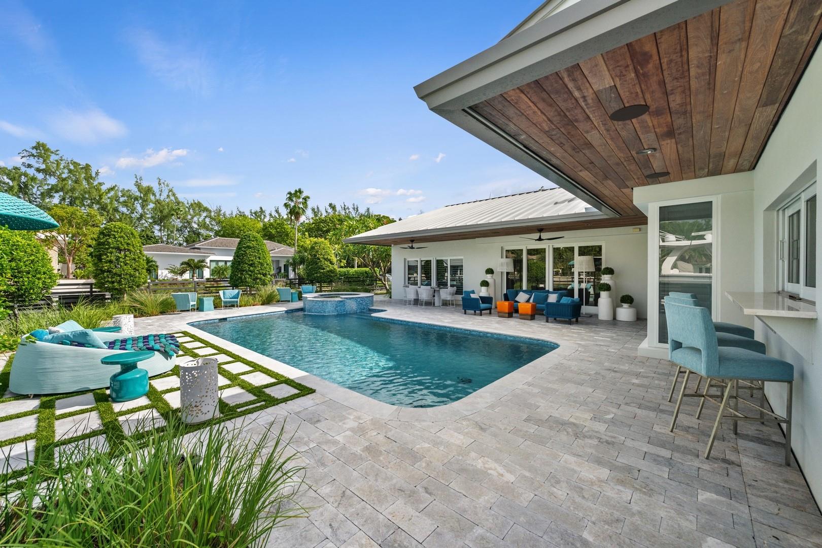 Bay Colony Sec Of The - Residential