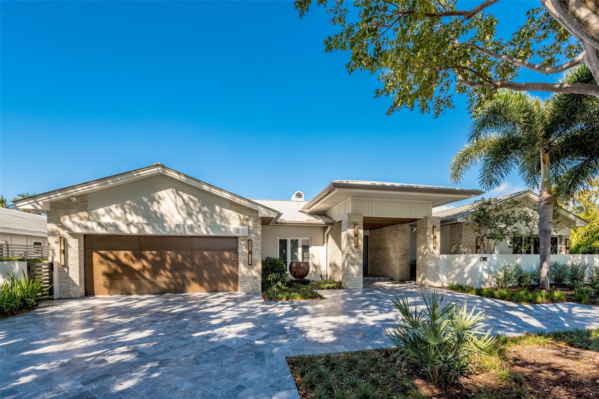 Bay Colony Sec Of The - Residential