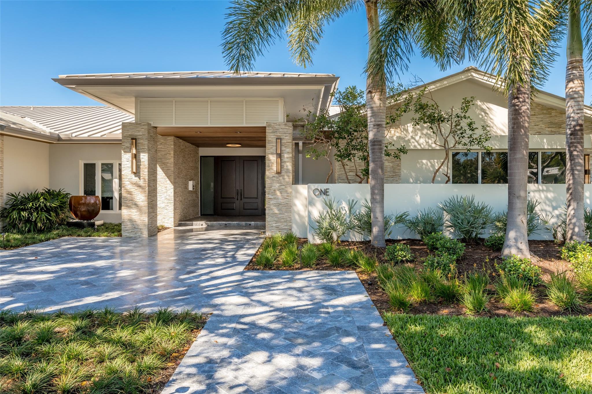 Bay Colony Sec Of The - Residential