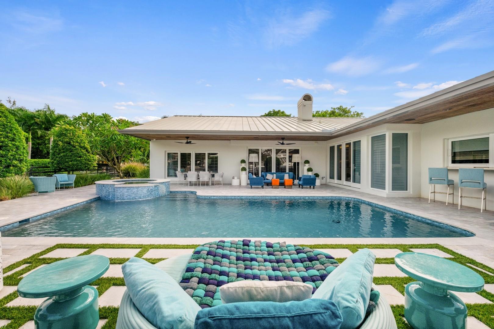 Bay Colony Sec Of The - Residential