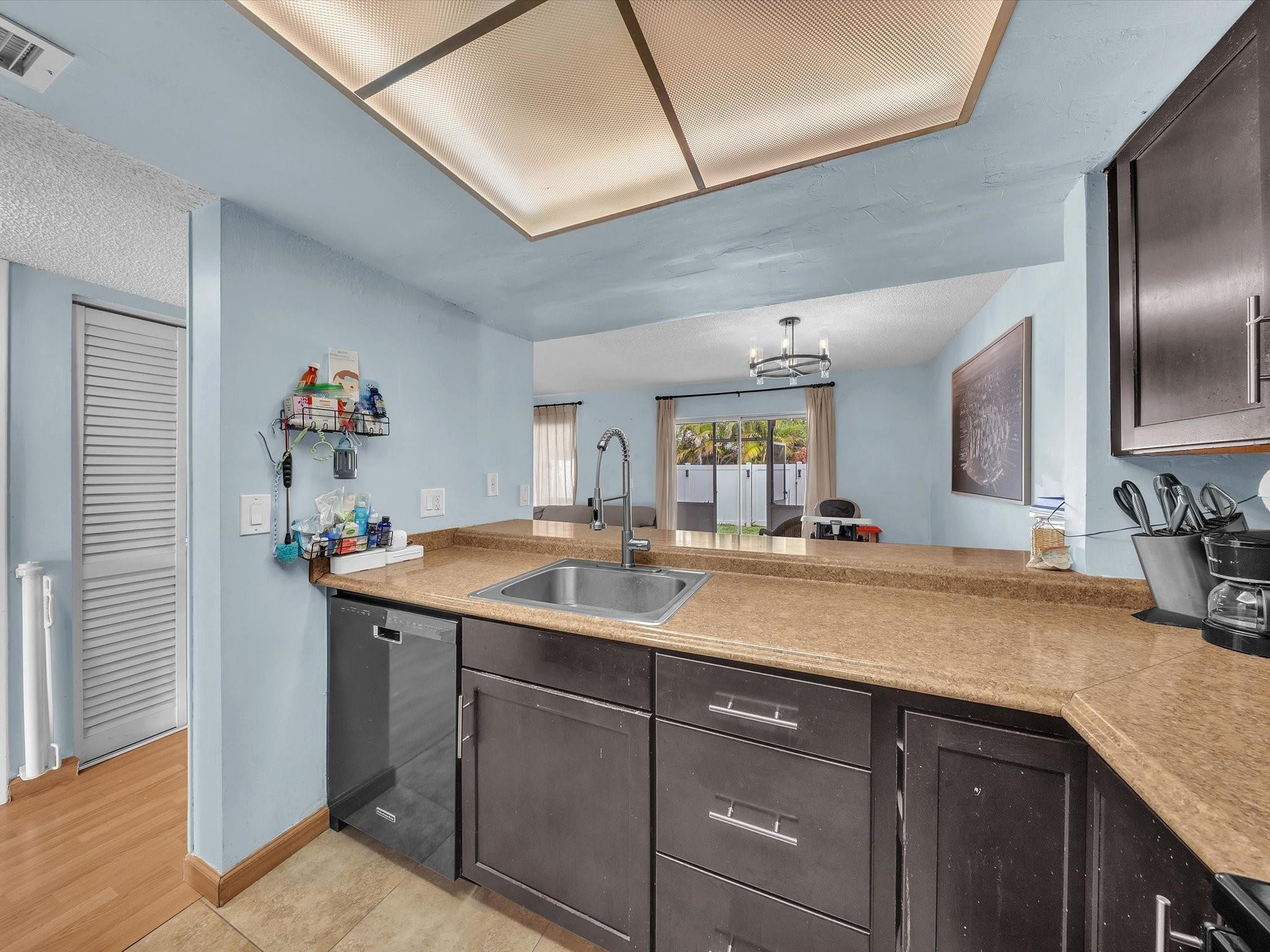 Townhomes of Oriole - Residential