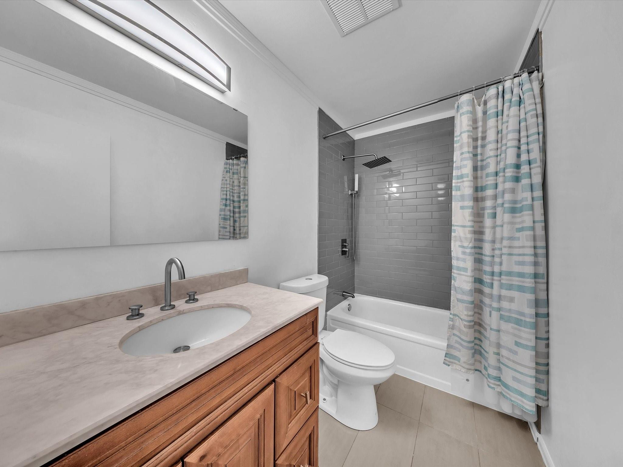 Townhomes of Oriole - Residential