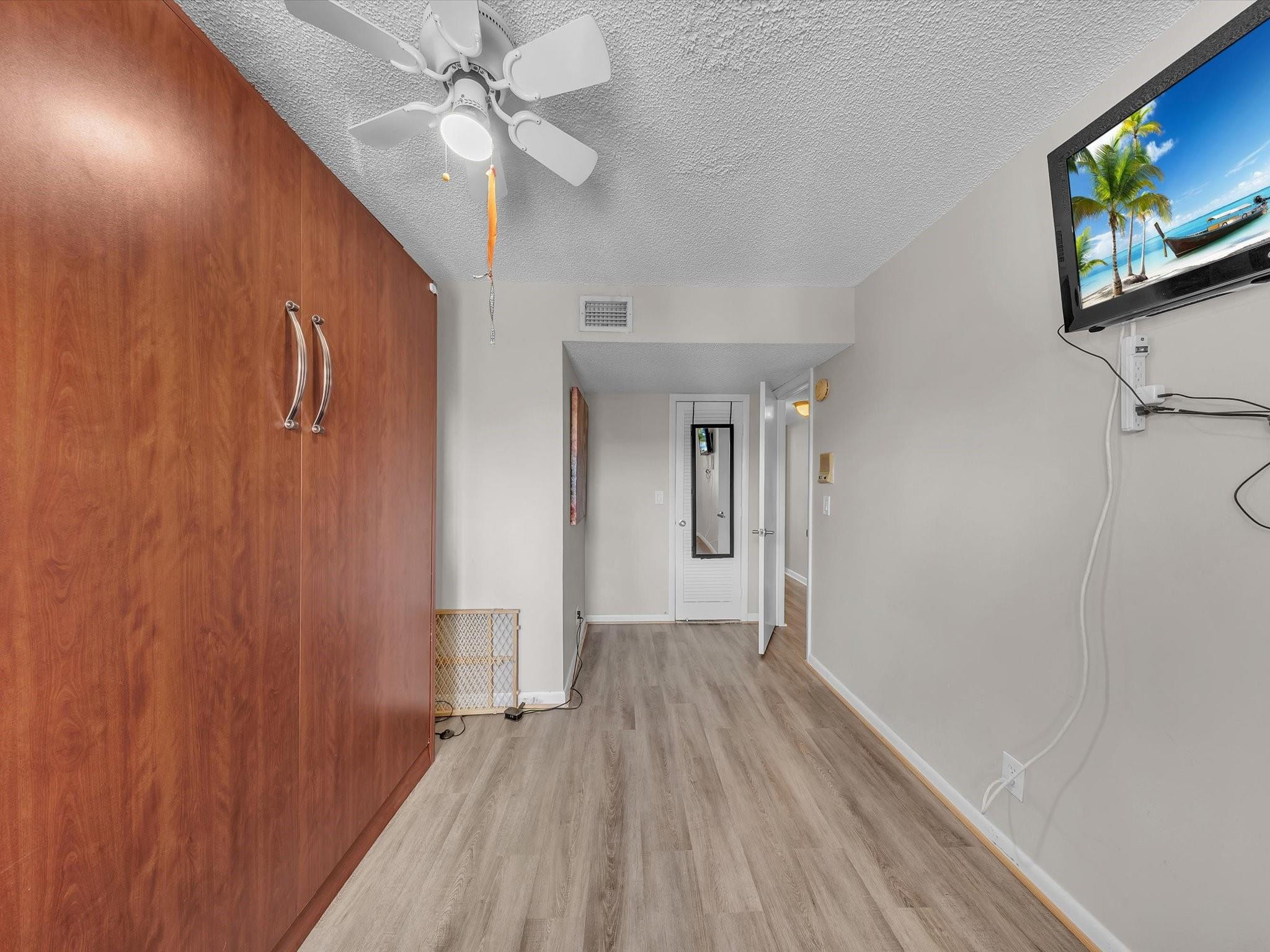 Townhomes of Oriole - Residential