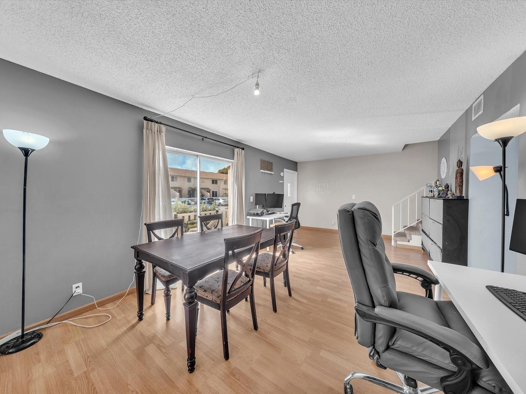 1749 NW 80th Avenue F, Margate, FL, 33063/$335,000 4 1749 NW 80th Avenue F