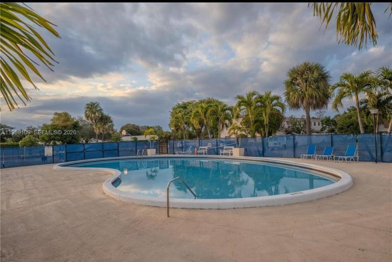 Townhomes of Oriole - Residential