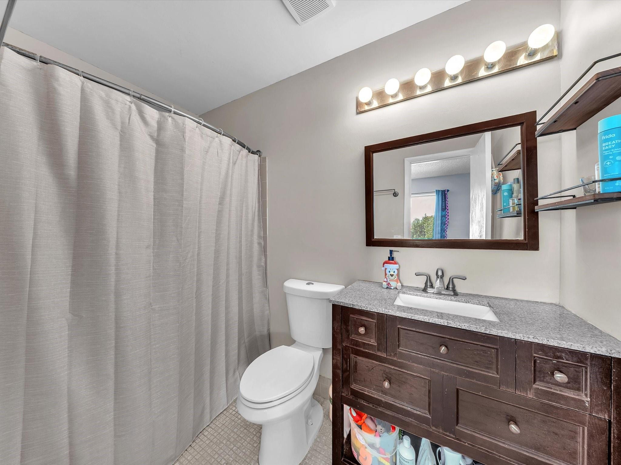 Townhomes of Oriole - Residential