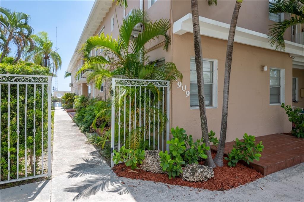 Harbor Condominium - Residential