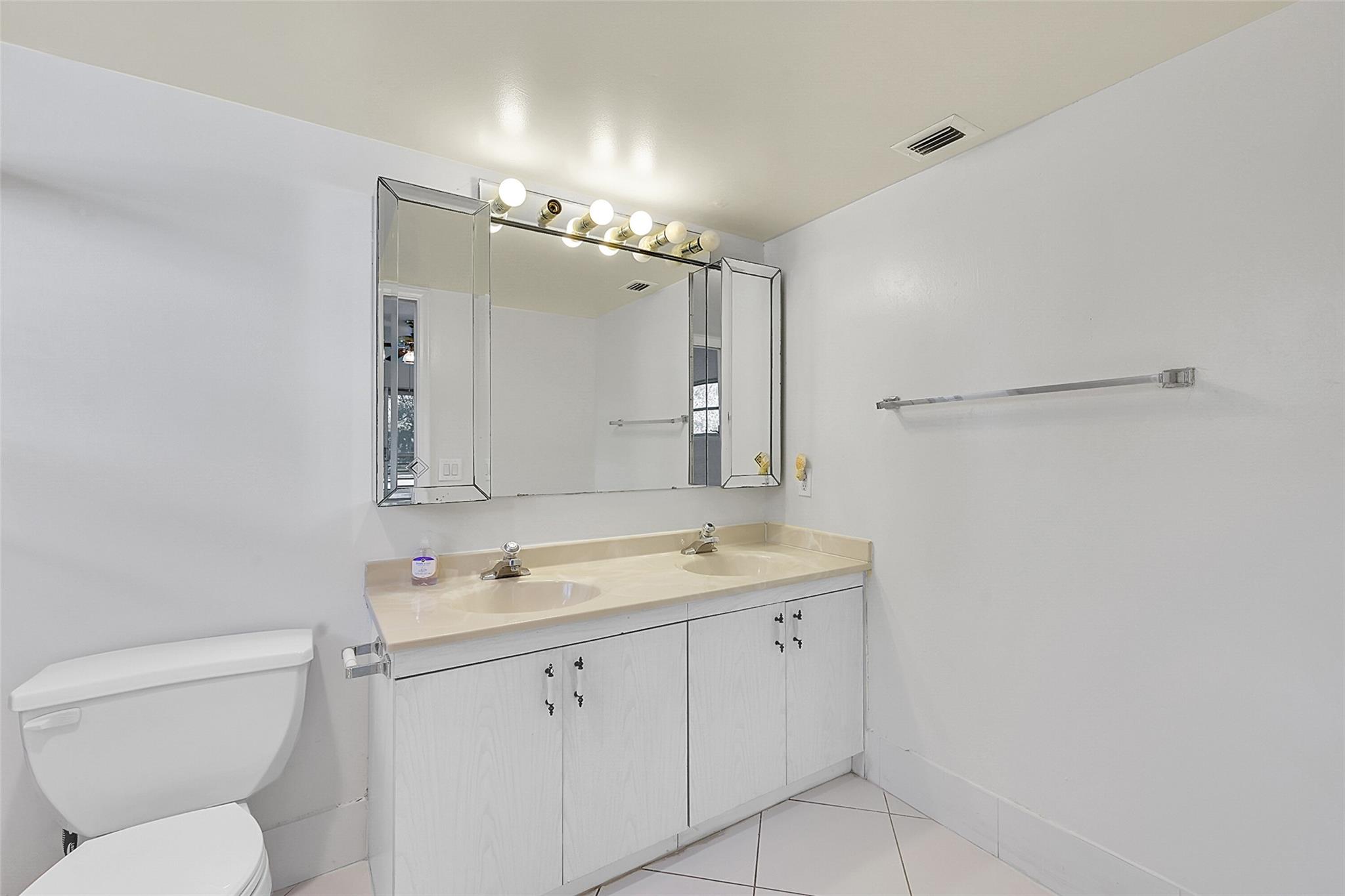 WYNMOOR - Residential