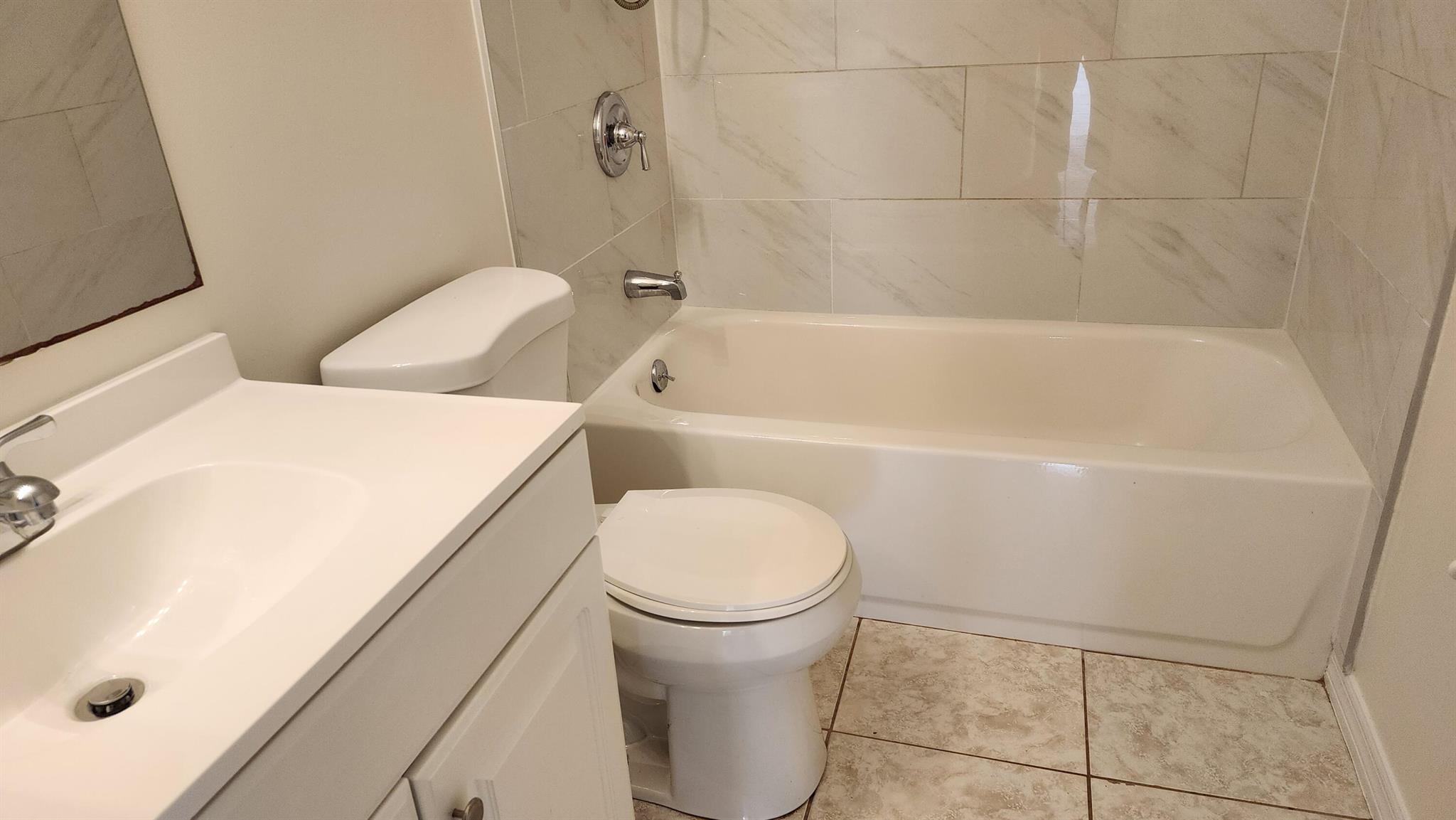 PORT ST LUCIE SECTION 9 - Residential Lease