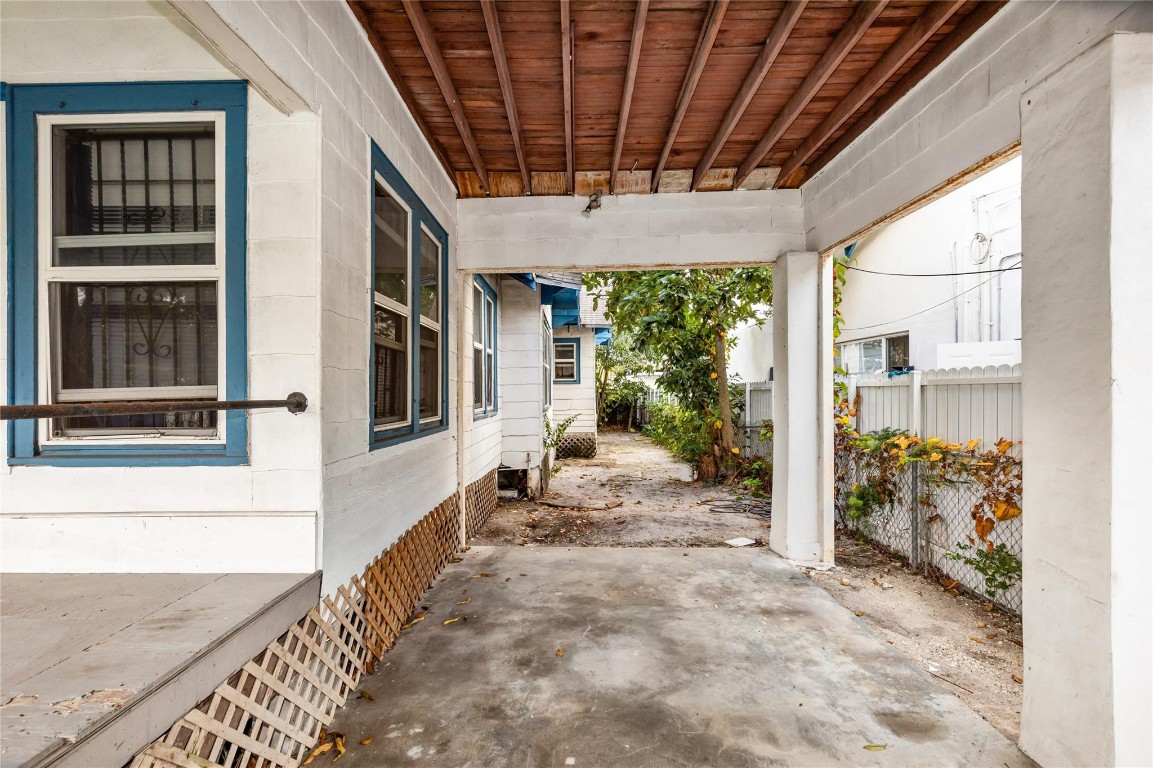 1444 NW 51st Terrace