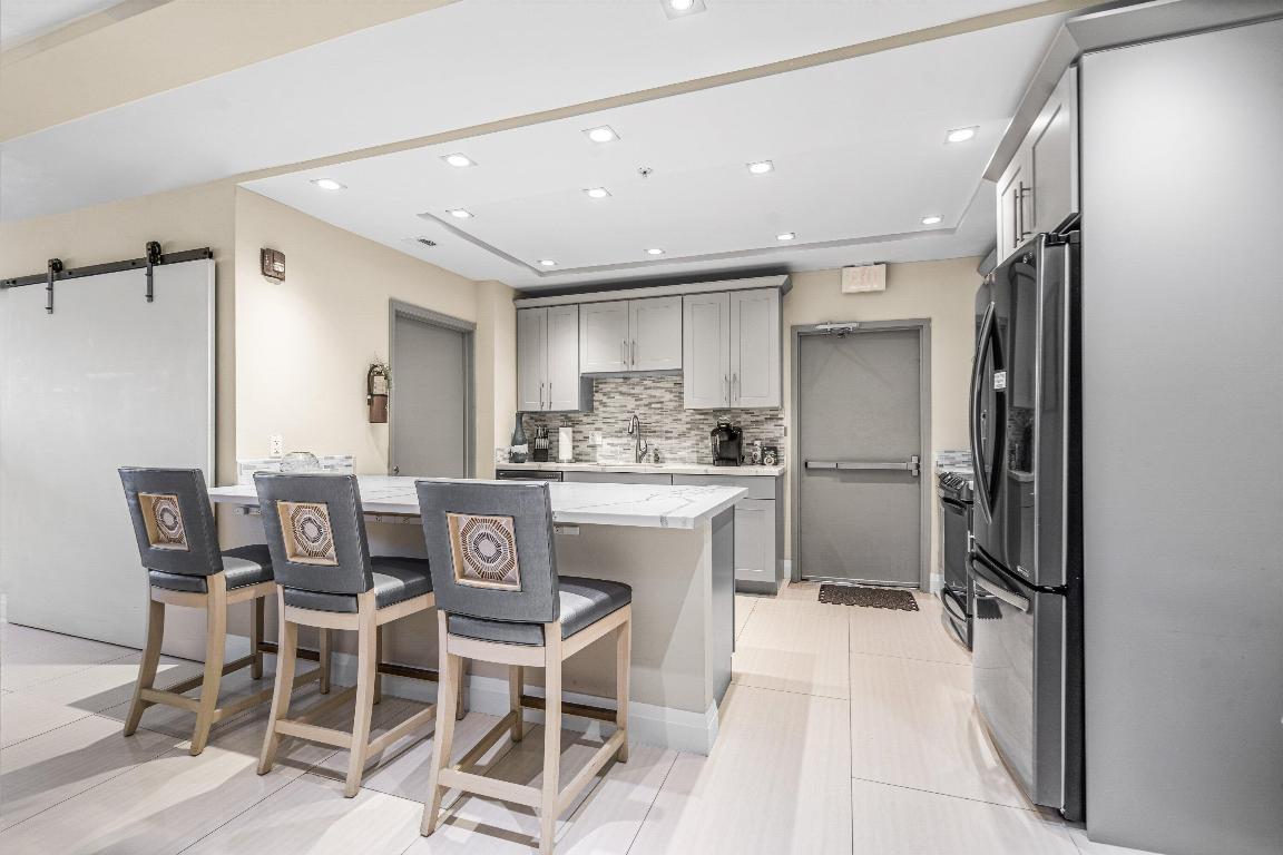 Regency Highland Club Condo - Residential