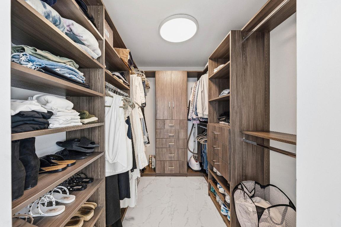 Regency Highland Club Condo - Residential