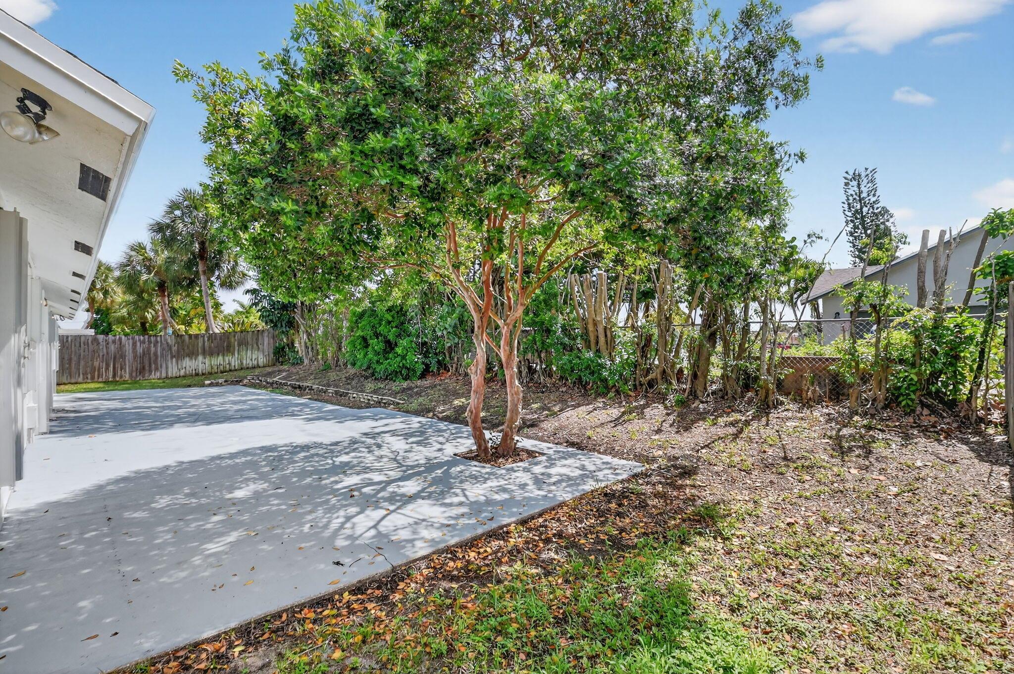 Julia Heights - Residential Lease