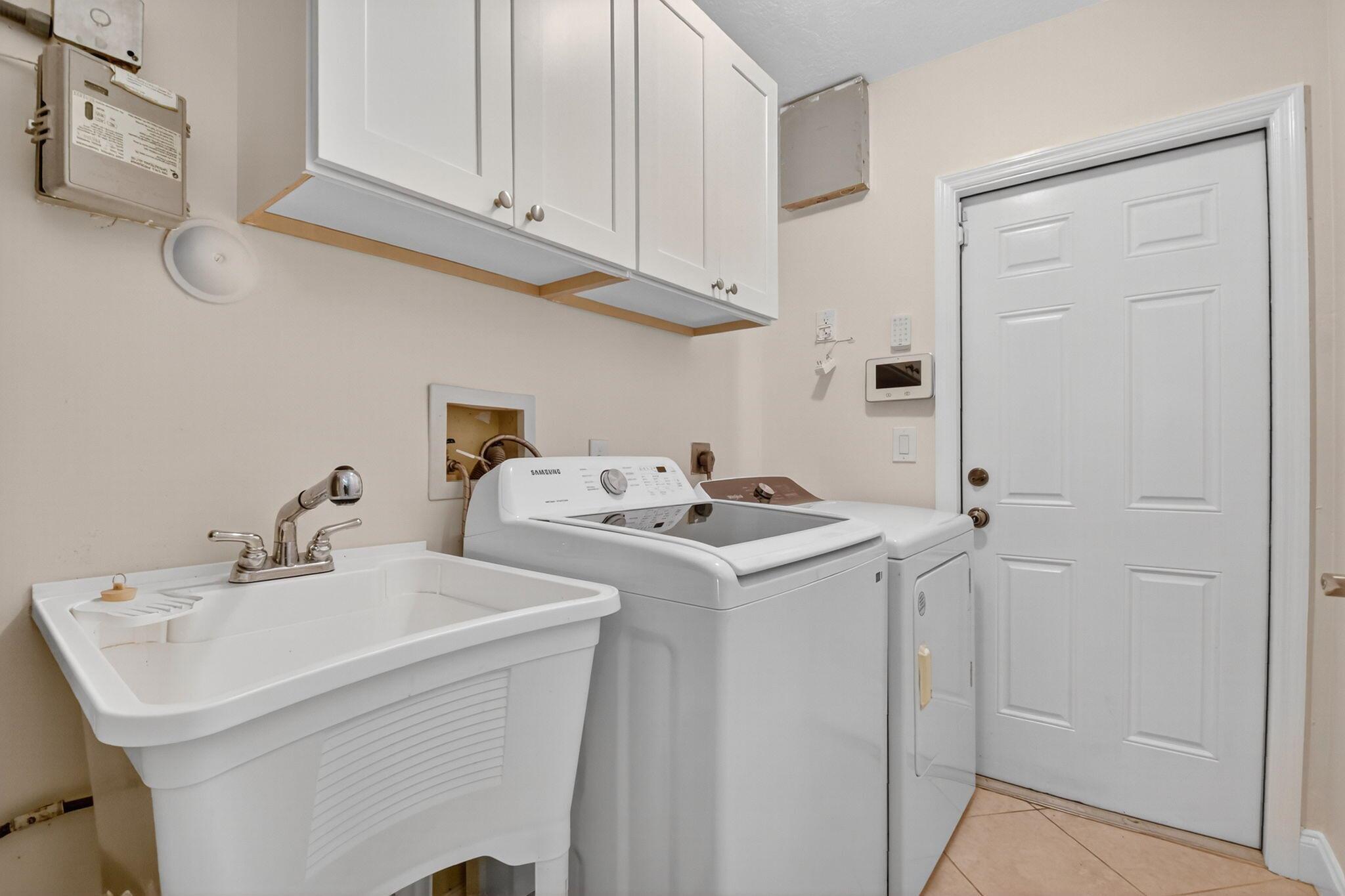 Julia Heights - Residential Lease