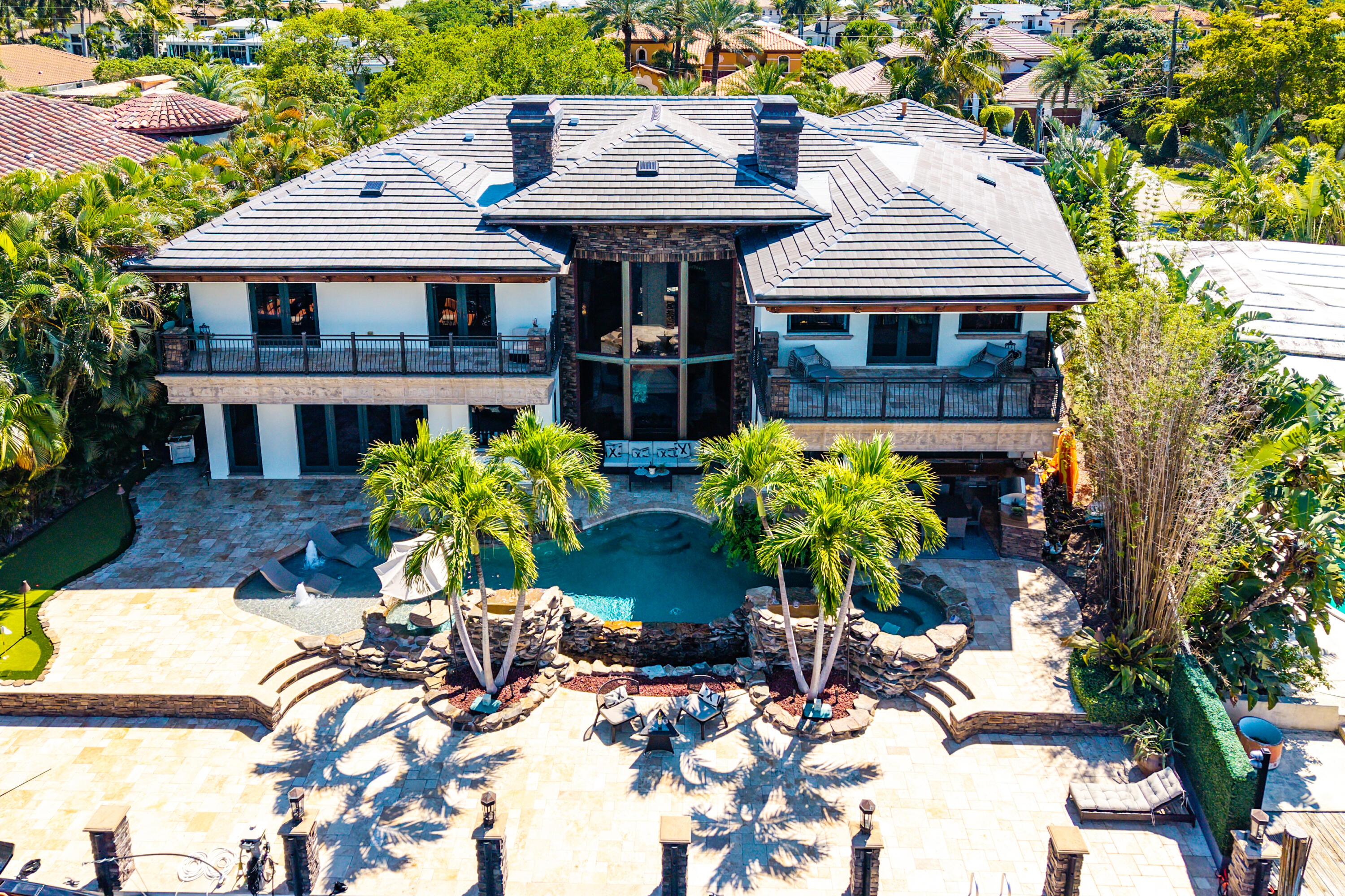 LIGHTHOUSE POINT 3RD SEC - Residential