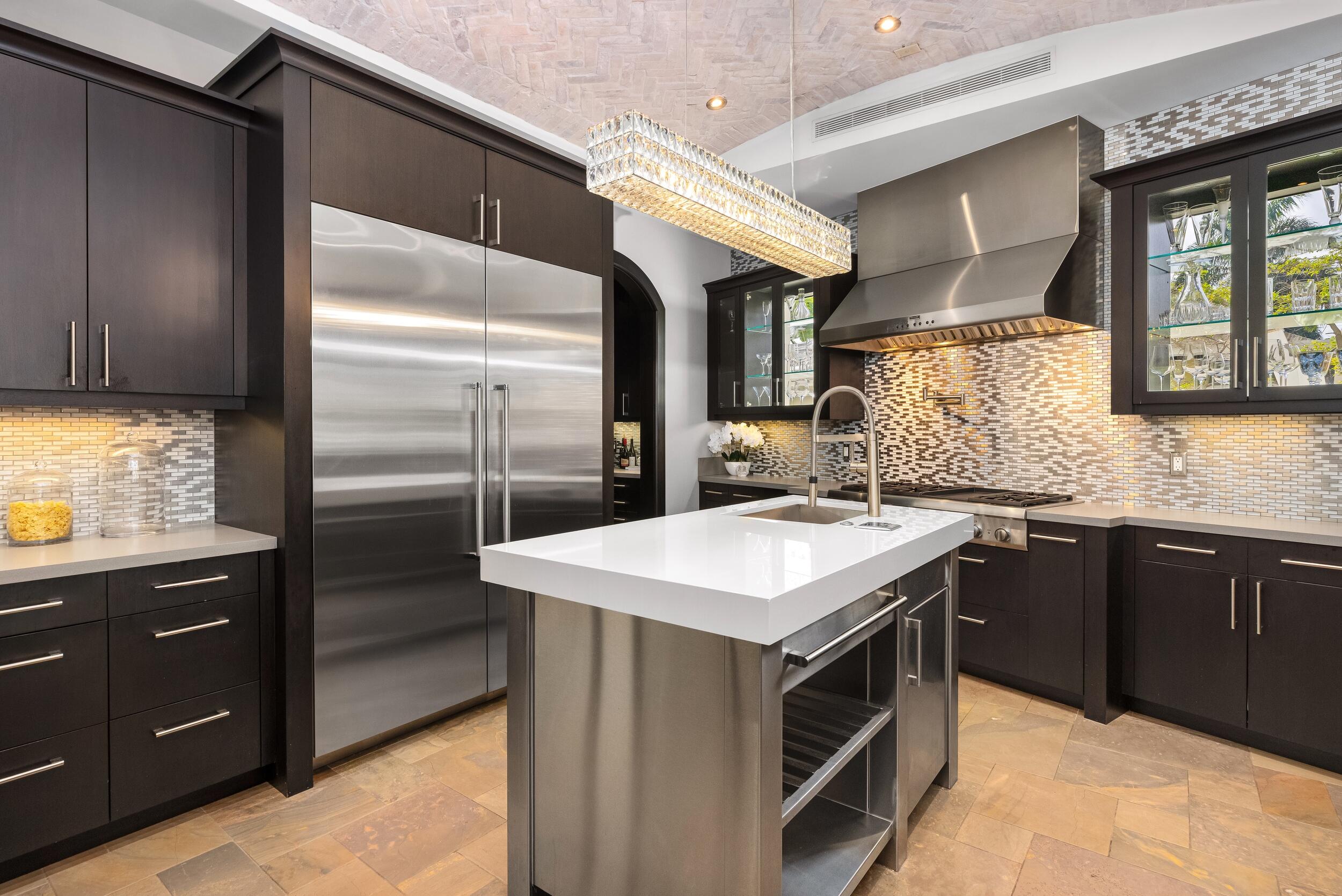 LIGHTHOUSE POINT 3RD SEC - Residential