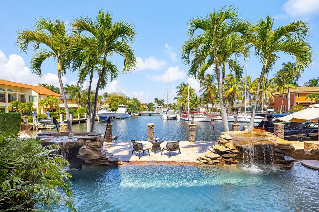 Photo of 2325 NE 27th Street, Lighthouse Point, FL 33064 (MLS # B26001620)