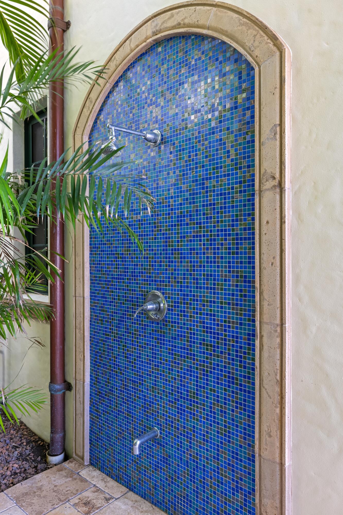 LIGHTHOUSE POINT 3RD SEC - Residential