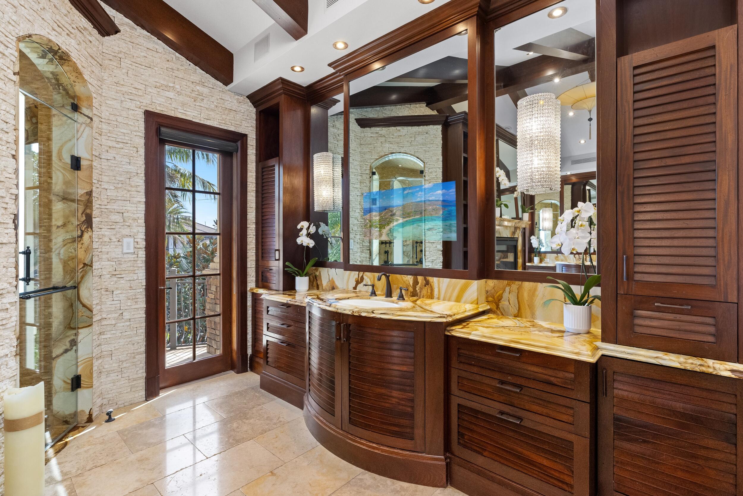 LIGHTHOUSE POINT 3RD SEC - Residential