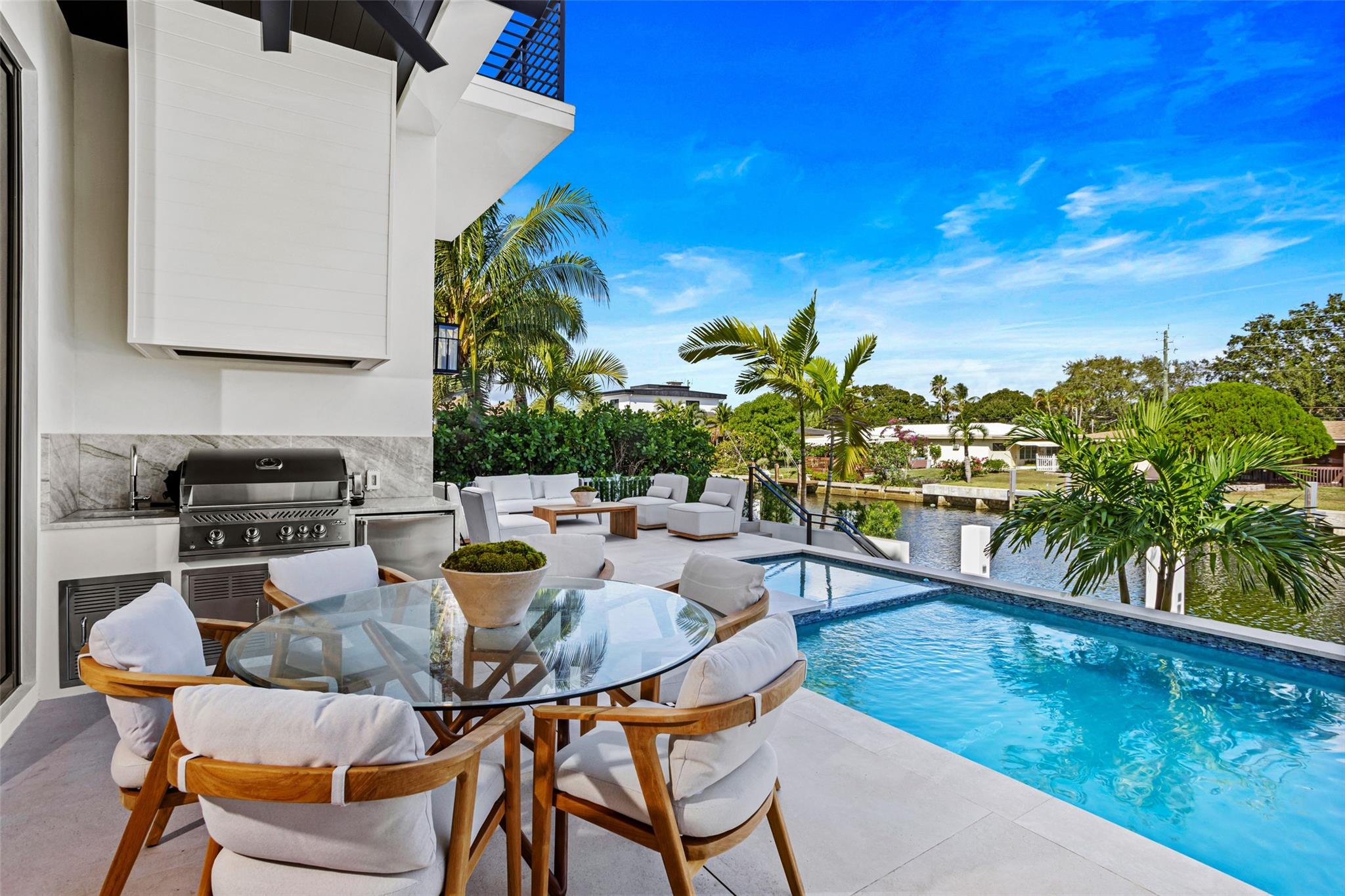 CORAL KEY VILLAS 2ND SEC - Residential