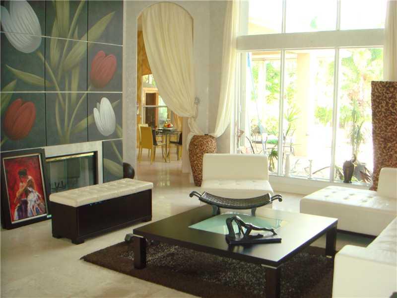 COUNTRY GLEN - Residential