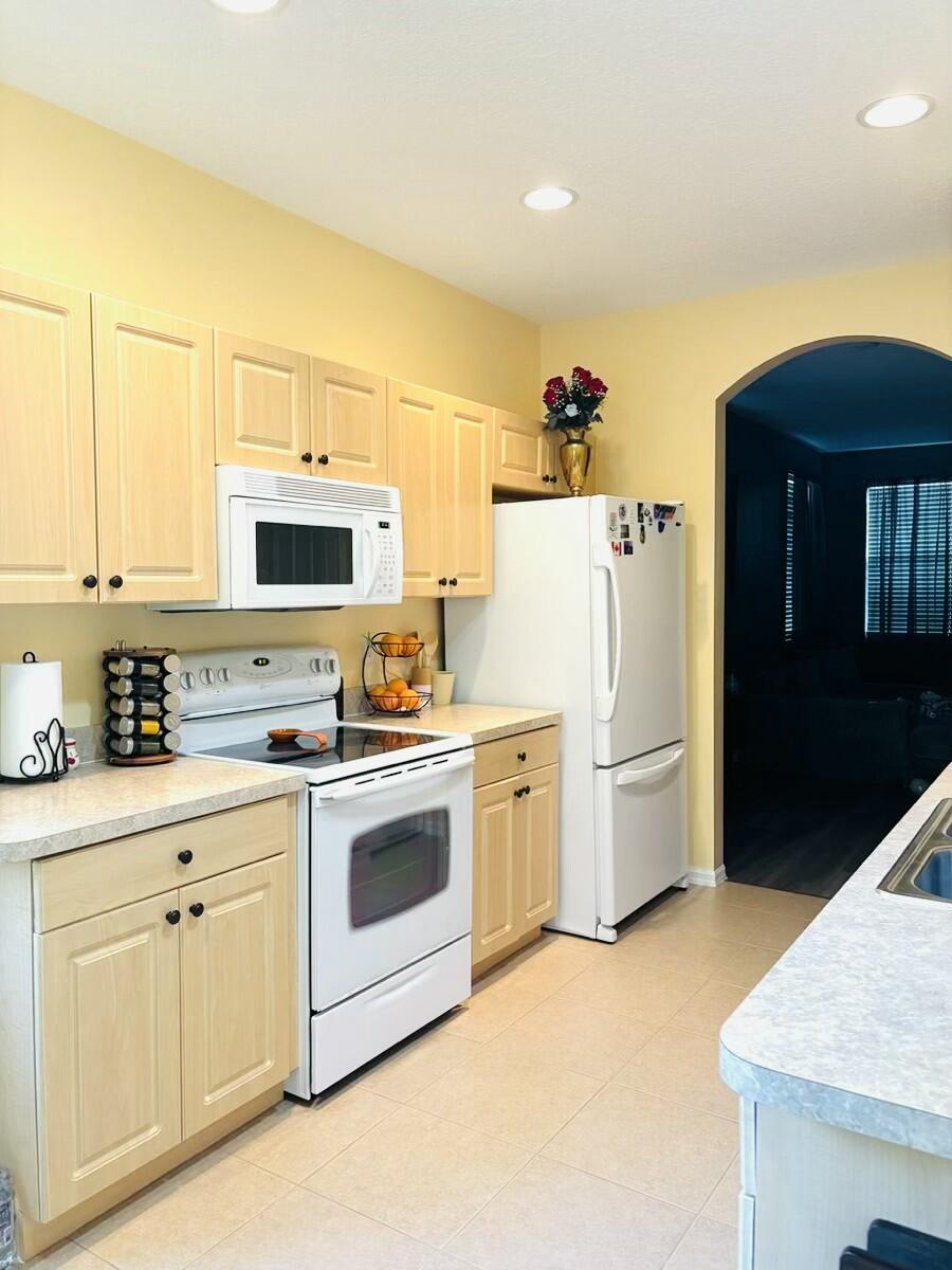 EAST LAKE VILLAGE NO 2 - Residential