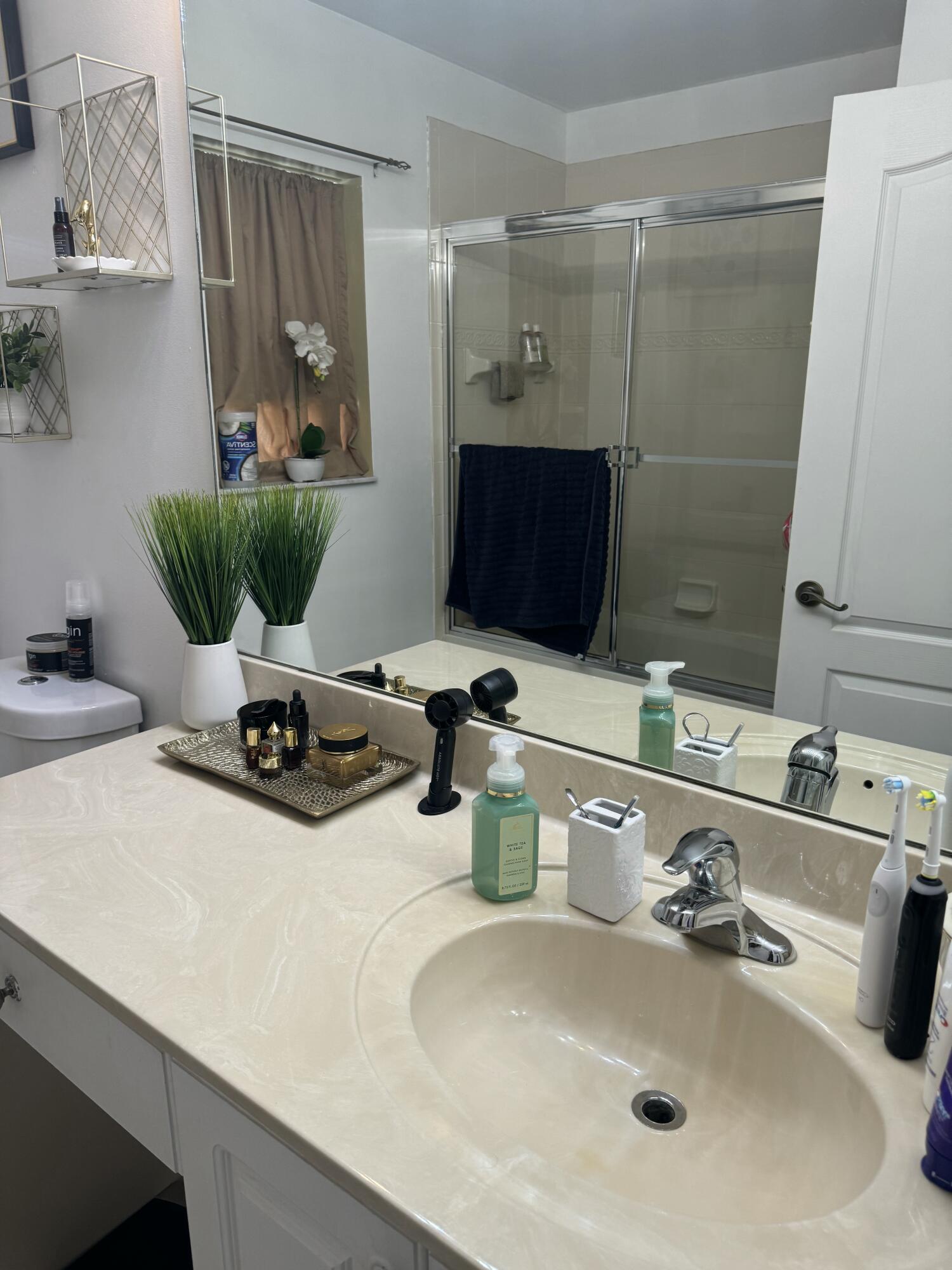 EAST LAKE VILLAGE NO 2 - Residential