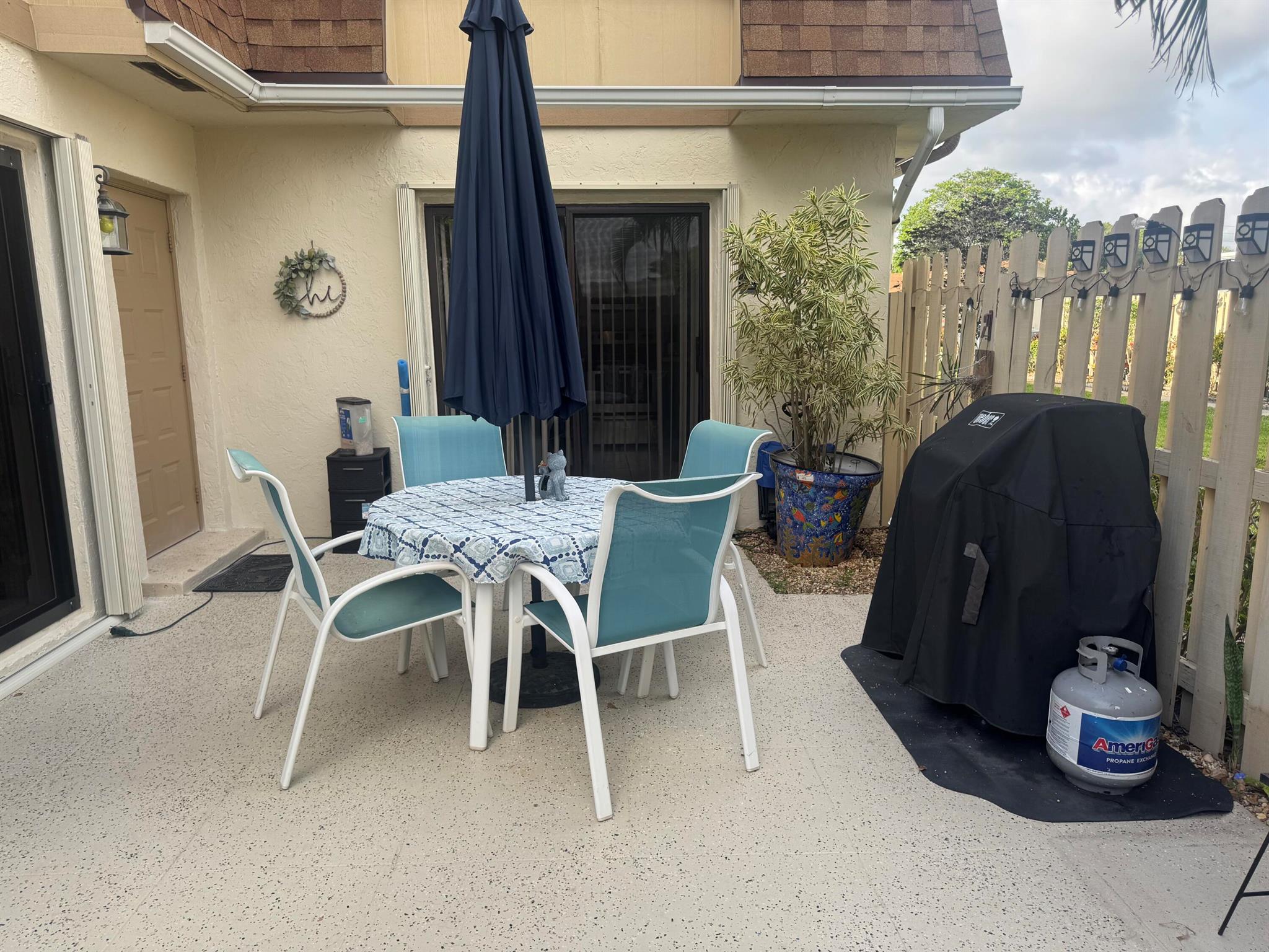 2633 NW 7th Court B