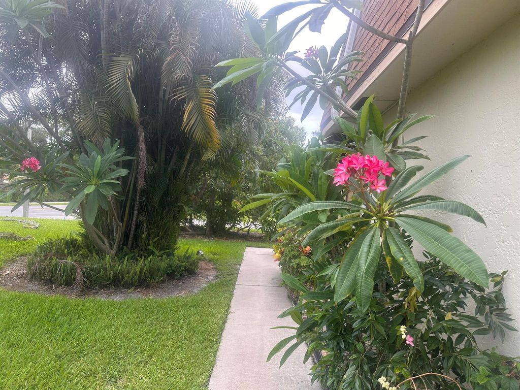 Photo of 2633 NW 7th Court #B, Delray Beach, FL 33445 (MLS # R11089625)
