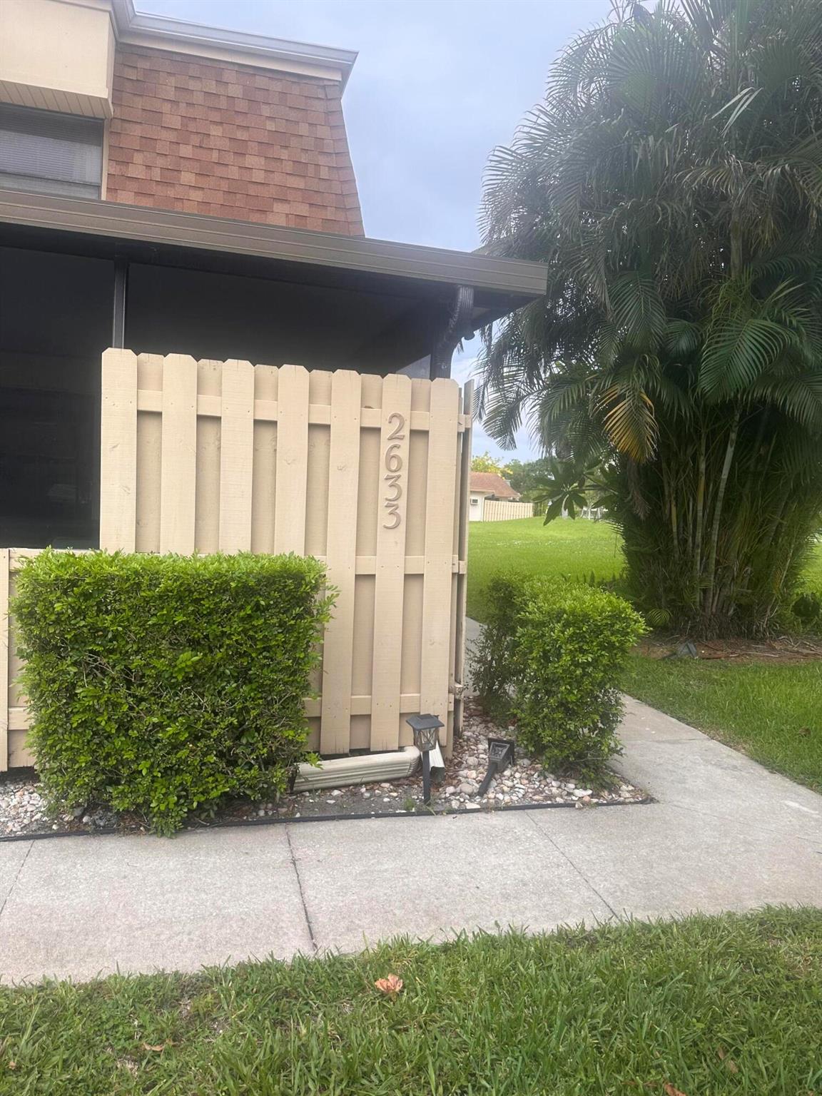2633 NW 7th Court B