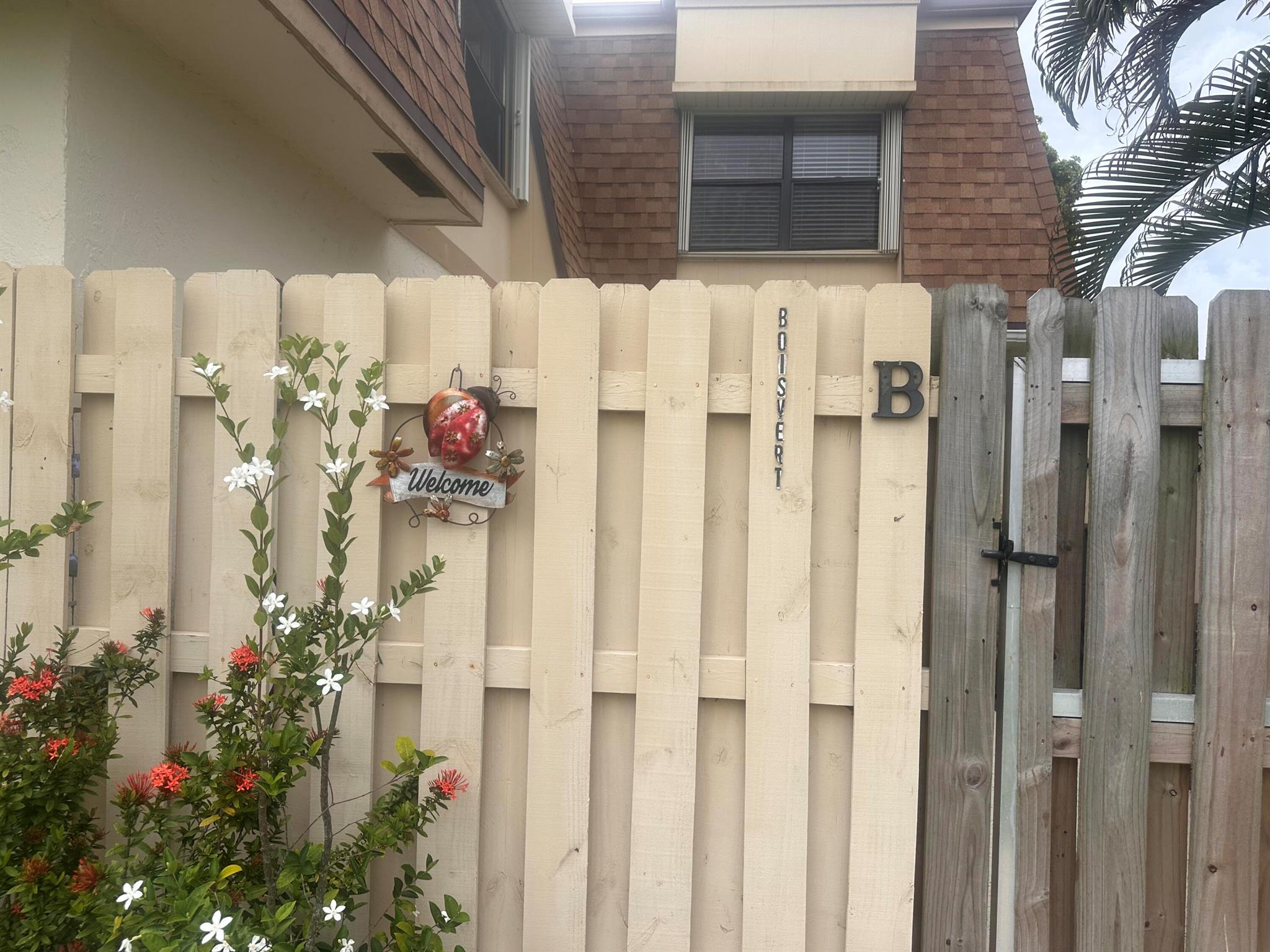 2633 NW 7th Court B