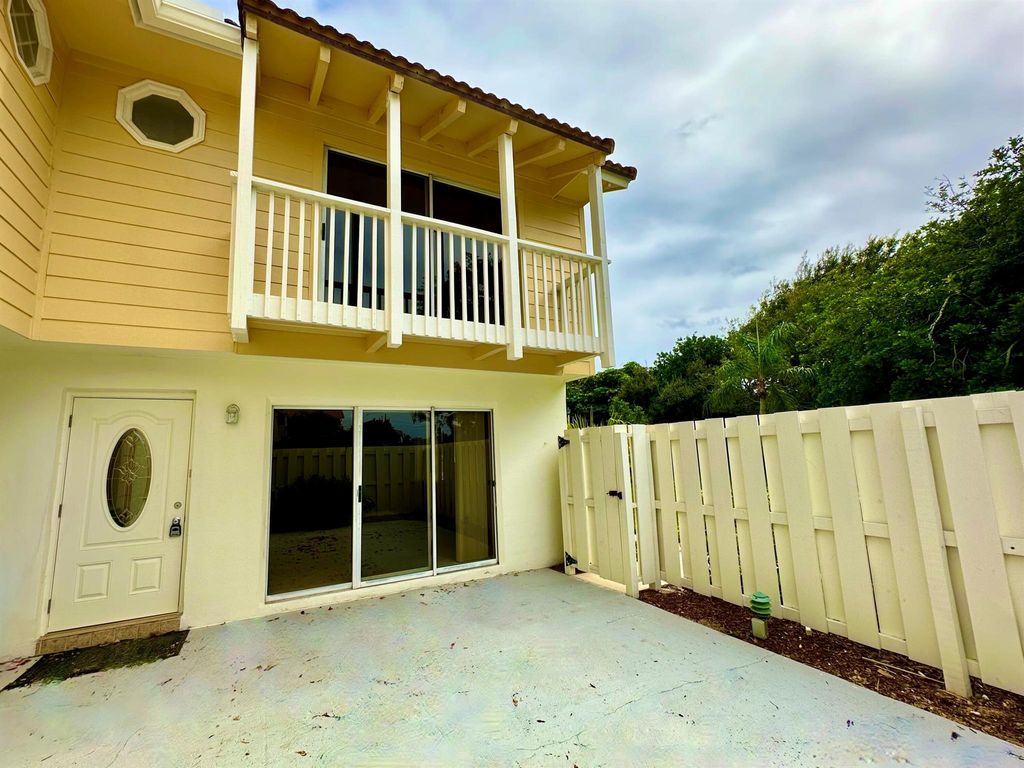 Photo of 288 Seabreeze Circle, Jupiter, FL 33477 (MLS # R10939917)