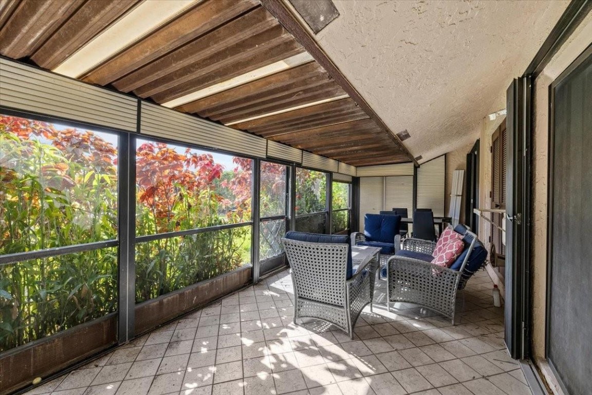 MAPLELEAF PATIO VILLAS AT - Residential