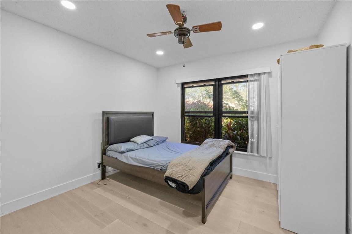 MAPLELEAF PATIO VILLAS AT - Residential