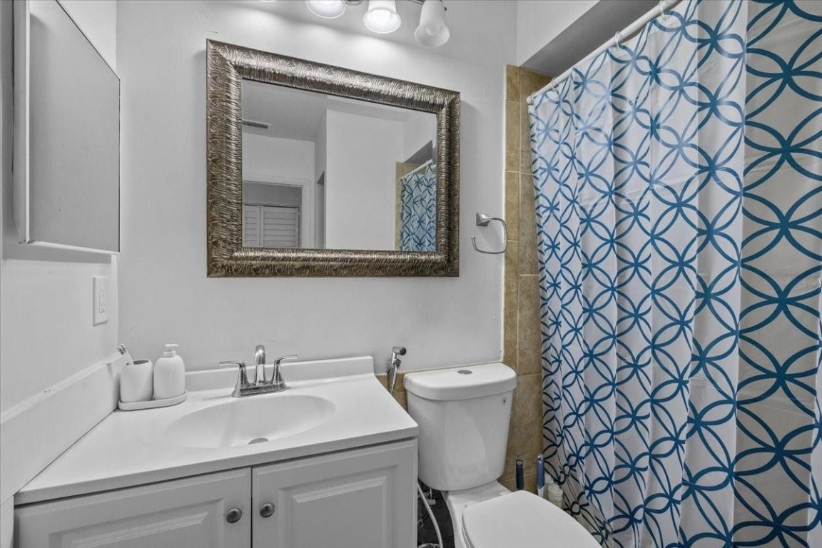 MAPLELEAF PATIO VILLAS AT - Residential