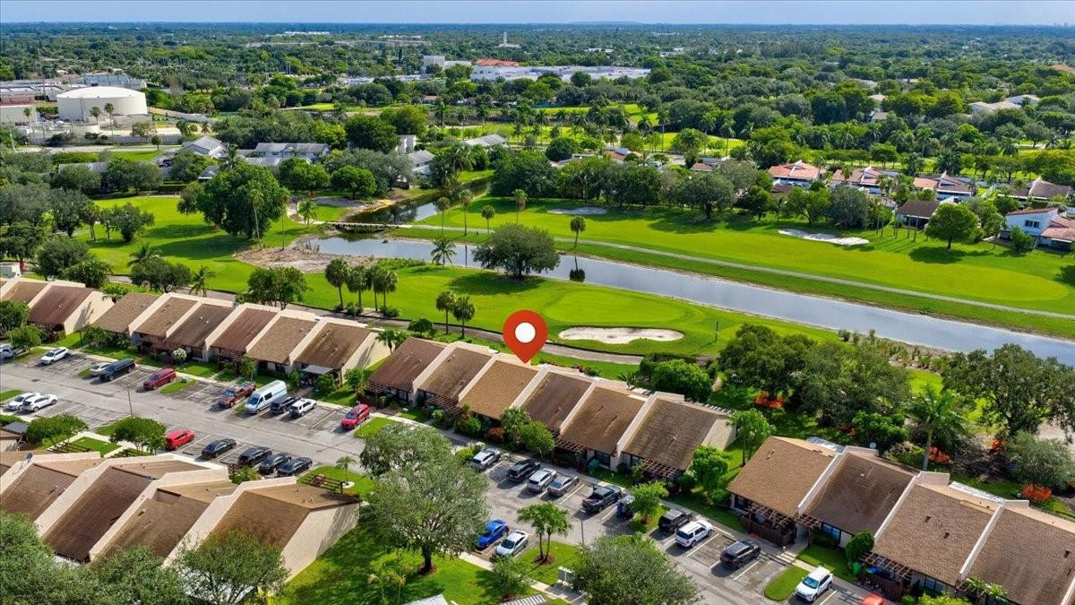 MAPLELEAF PATIO VILLAS AT - Residential