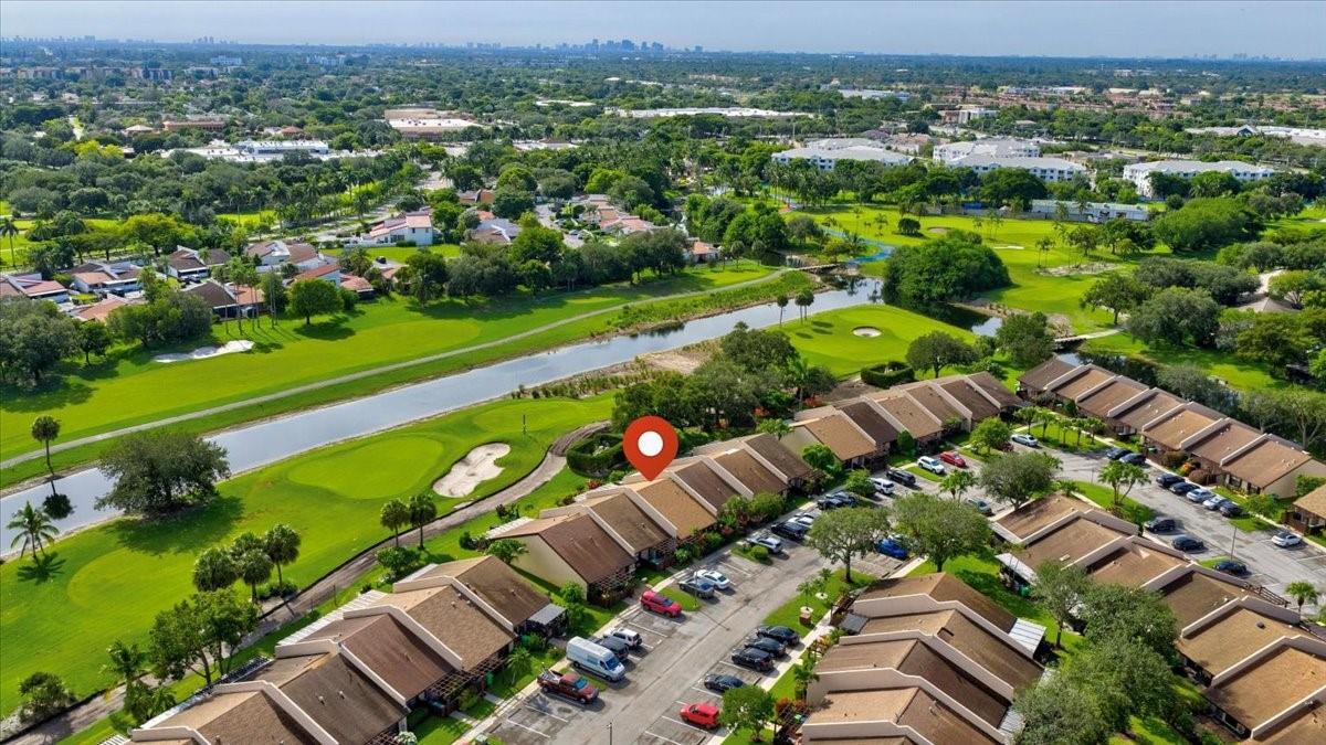 MAPLELEAF PATIO VILLAS AT - Residential