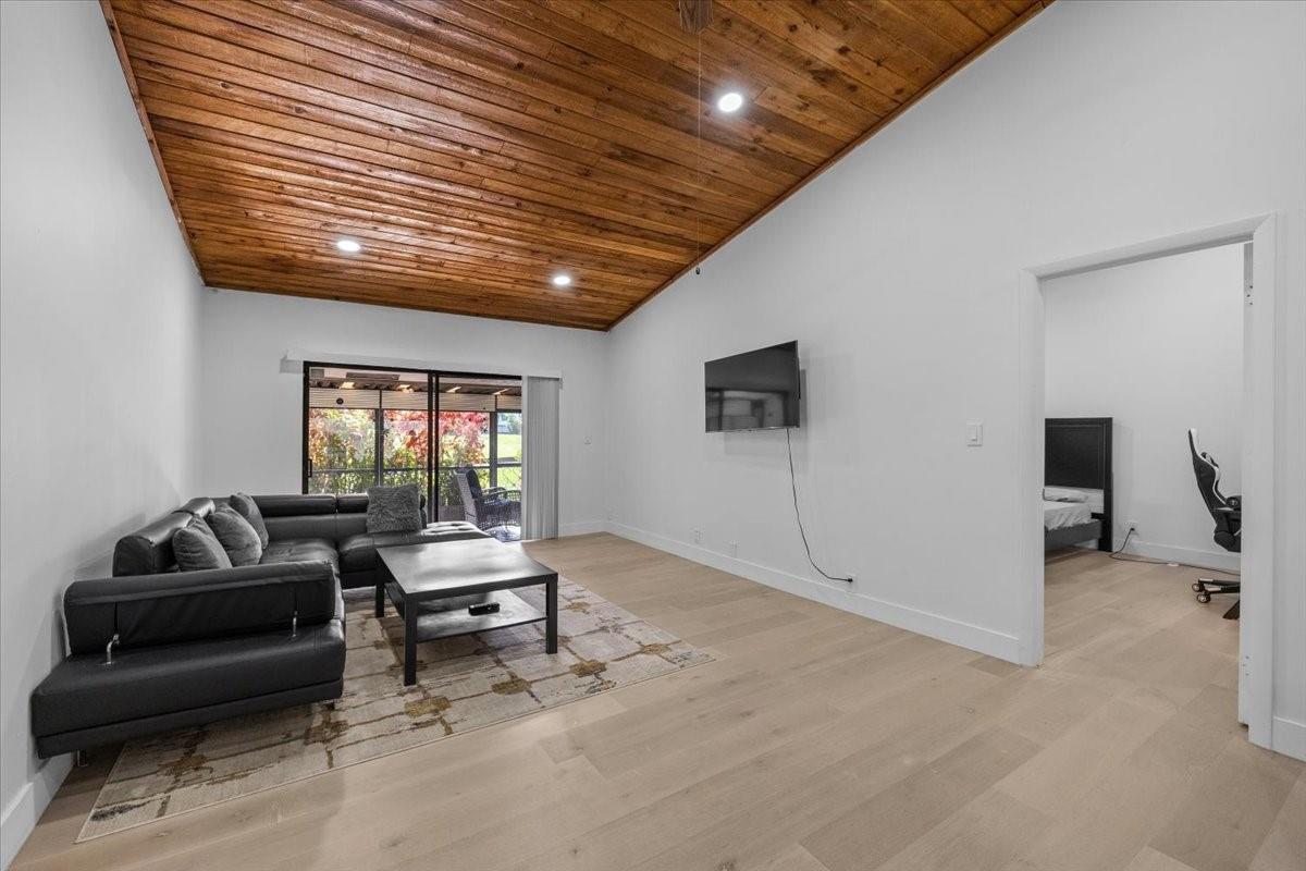 8337 NW 37th Pl 8337