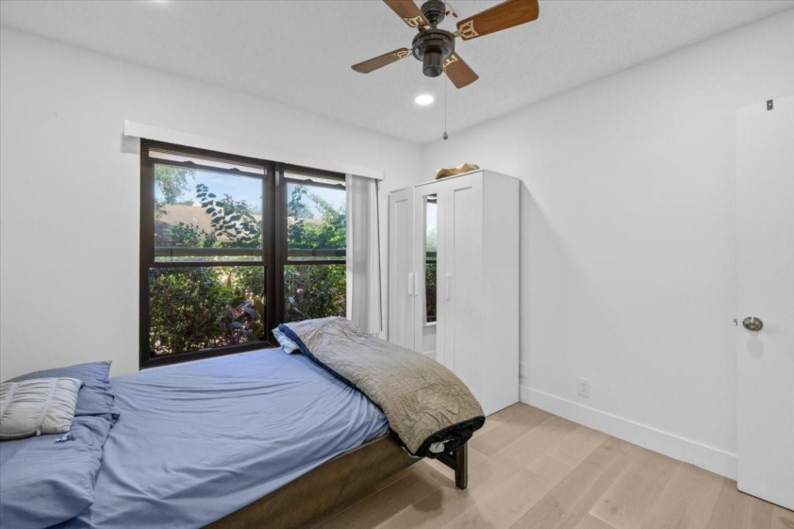 MAPLELEAF PATIO VILLAS AT - Residential