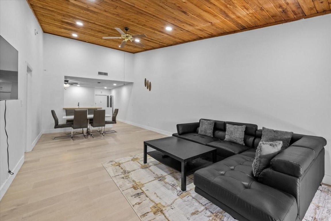 MAPLELEAF PATIO VILLAS AT - Residential