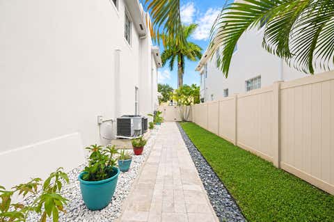 Tiny photo for 1505 SW 23RD Street, Fort Lauderdale, FL 33315 (MLS # B26053770)