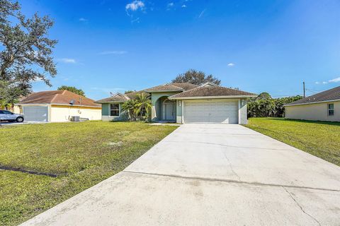 A home in Port St Lucie